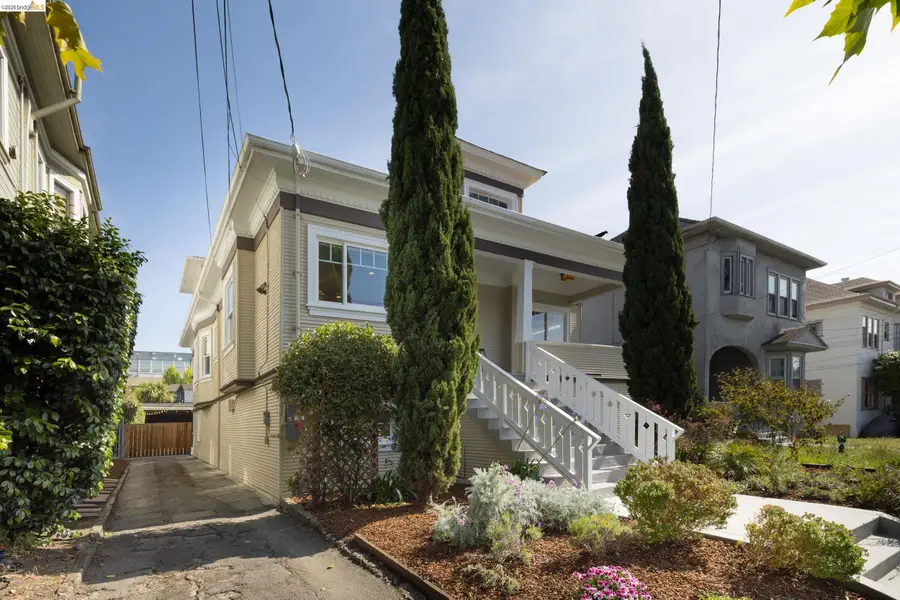 725 54th St, Oakland, CA 94609 - #2