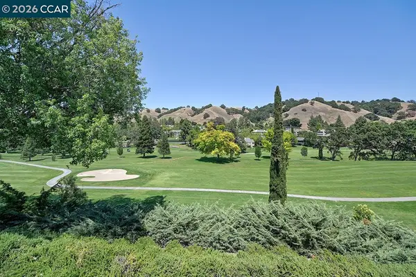 3136 Tice Creek Dr #5, Walnut Creek, CA 94595