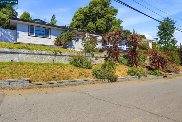 8019 Sterling Dr, Oakland, CA 94605