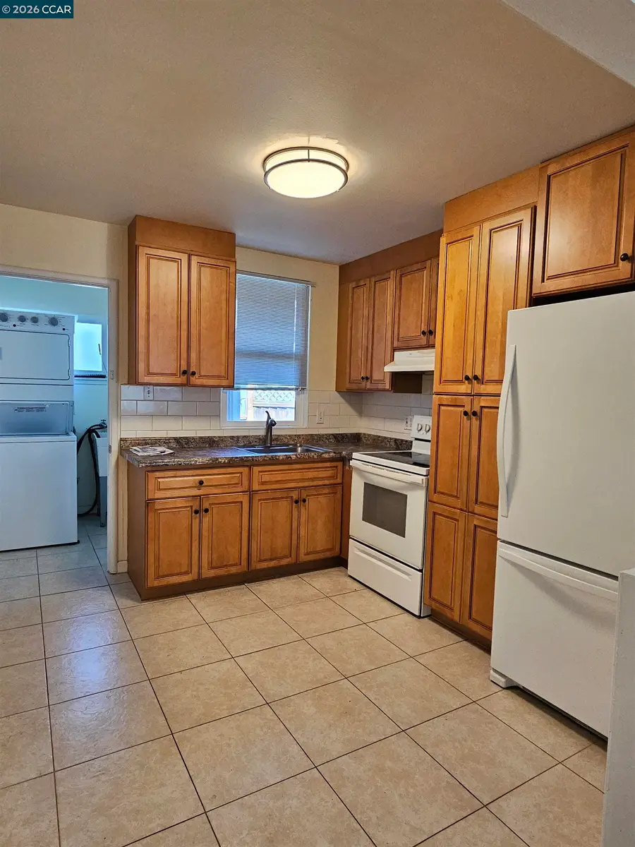 2664-2666 Renton Way, Castro Valley, CA 94546 - #3