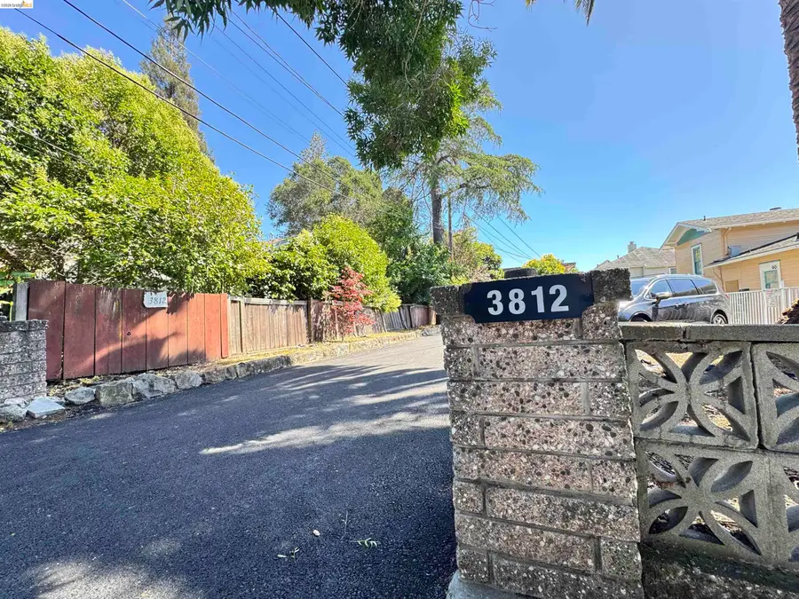 3812 Whittle Ave, Oakland, CA 94602 - #2