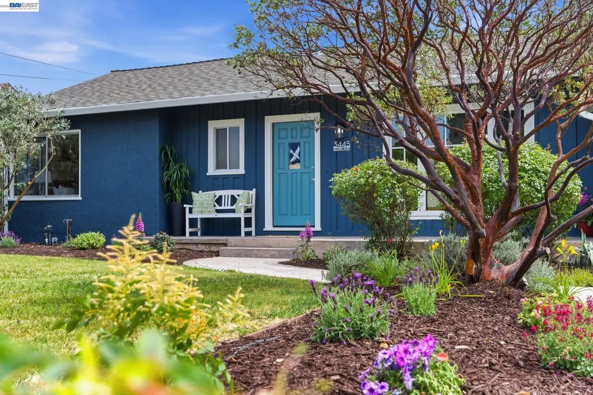 3445 Badding Rd, Castro Valley, CA 94546 - #1