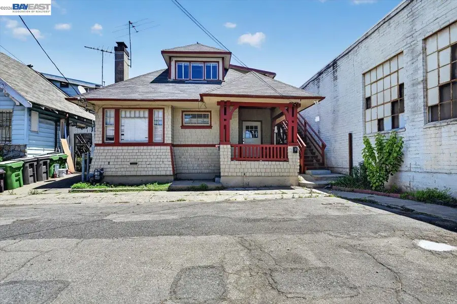 950 Loomis Ct, Oakland, CA 94606 - #2