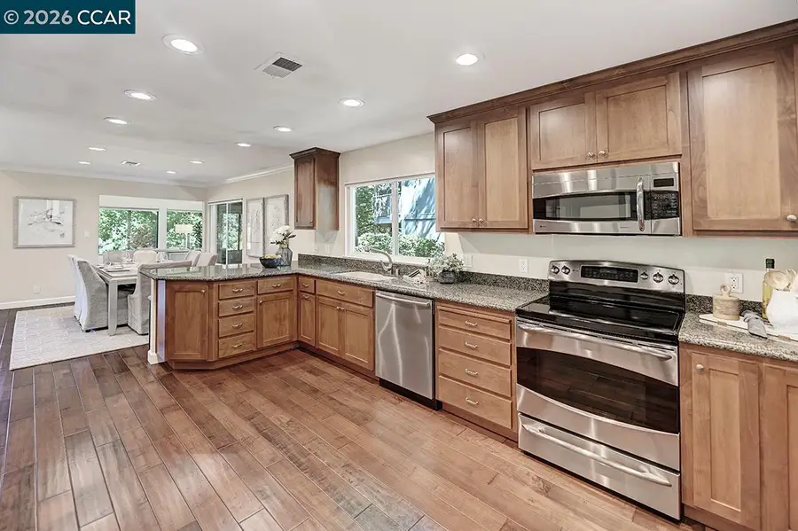 2055 Cactus Ct #6, Walnut Creek, CA 94595 - #3