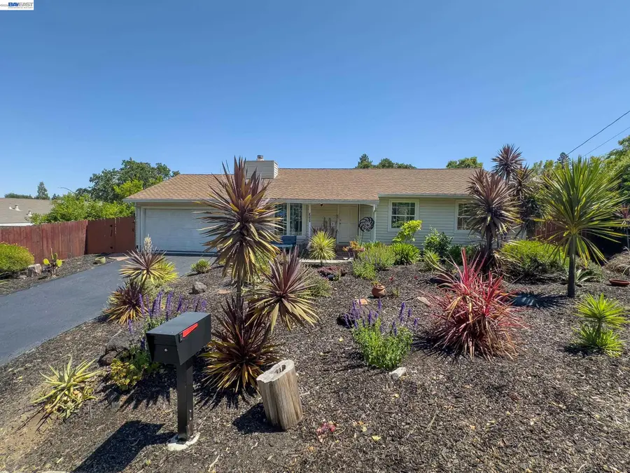 350 Strand Ave, Pleasant Hill, CA 94523 - #2