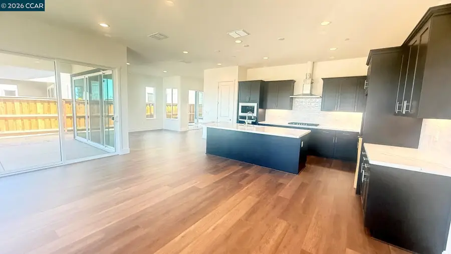 17405 Bushwick Lane, Lathrop, CA 95330 - #2
