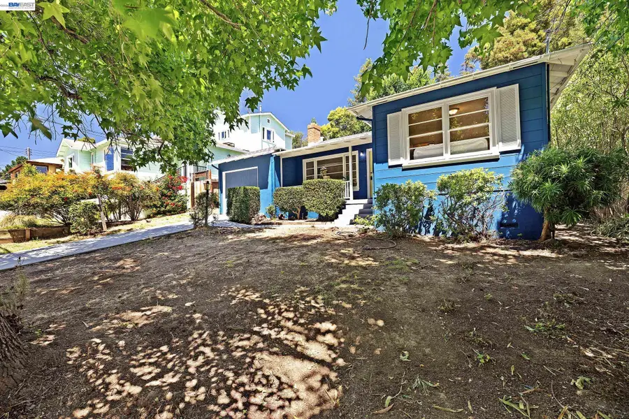 18926 Walnut Rd, Castro Valley, CA 94546 - #3