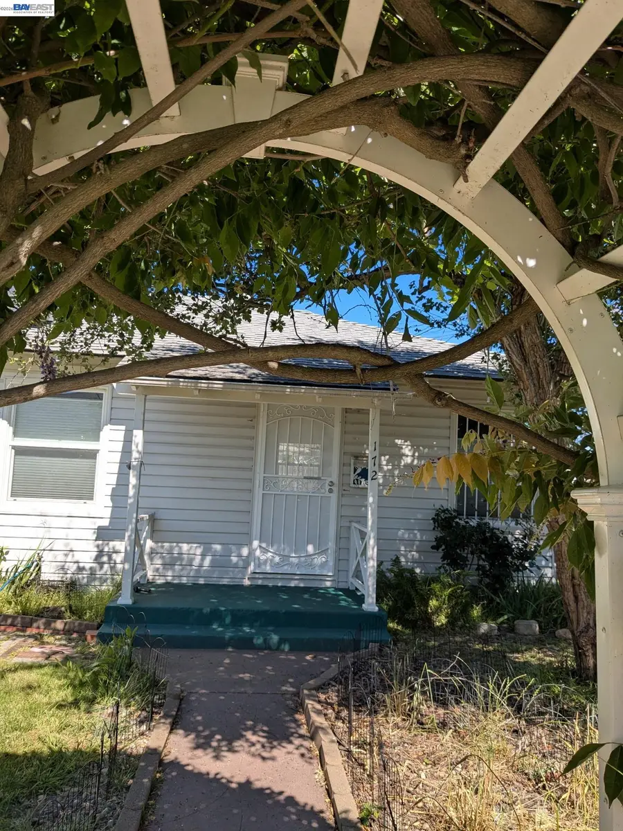 172 W Chanslor, Richmond, CA 94801 - #2