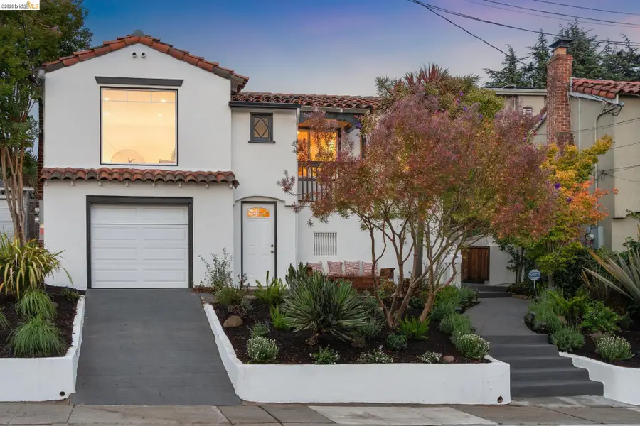 4446 Davenport Ave, Oakland, CA 94619 - #2
