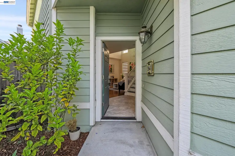35 Britt Ct, Alameda, CA 94502 - #3
