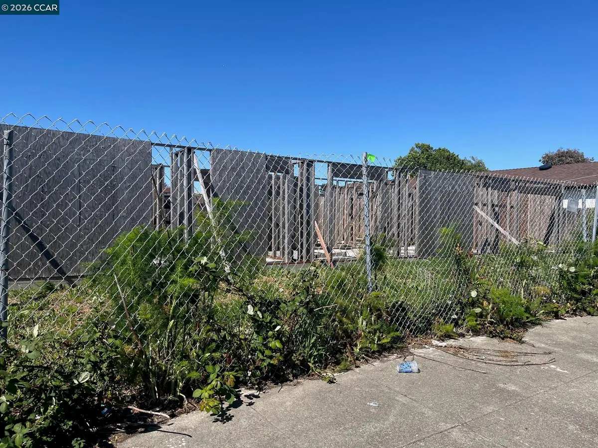 345 Grove, Richmond, CA 94801 - #1