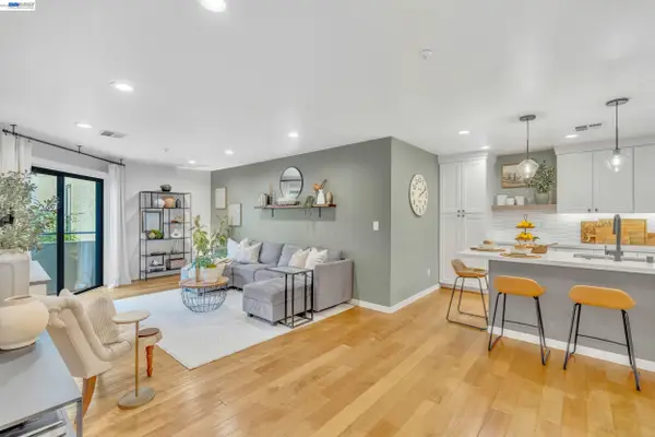 1201 Alta Vista Dr #108, Walnut Creek, CA 94596