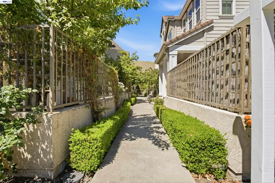 6010 Hillbrook Pl, Dublin, CA 94568 - #3