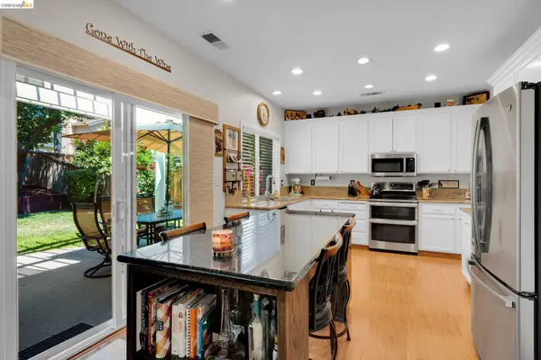 569 Apple Hill Dr, Brentwood, CA 94513