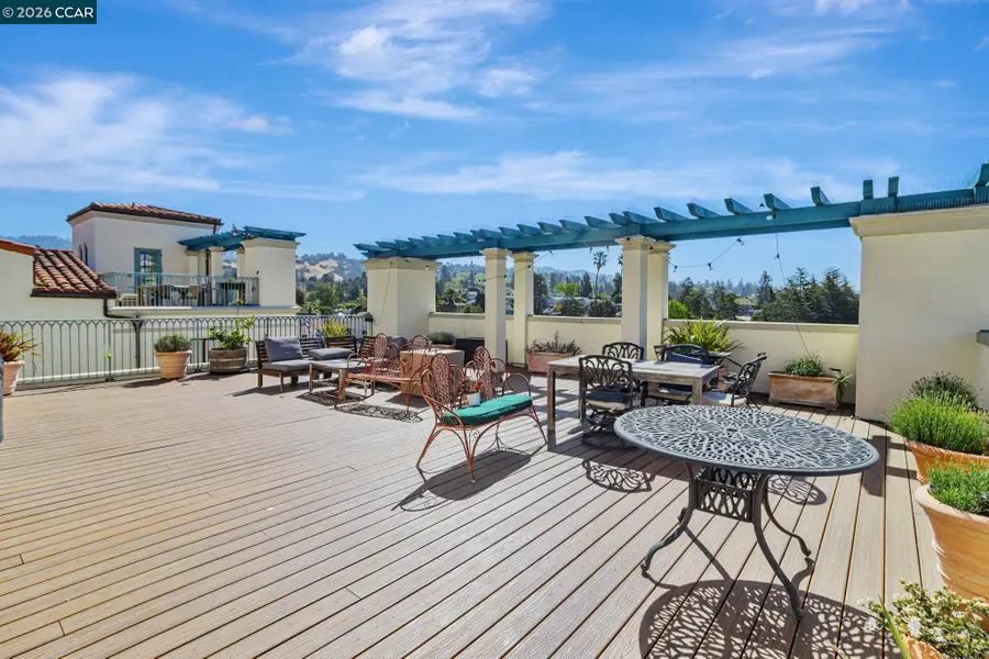 4395 Piedmont Ave #P208, Oakland, CA 94611 - #2