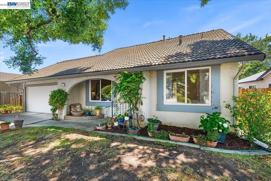 675 Alameda Dr, Livermore, CA 94551 - #2