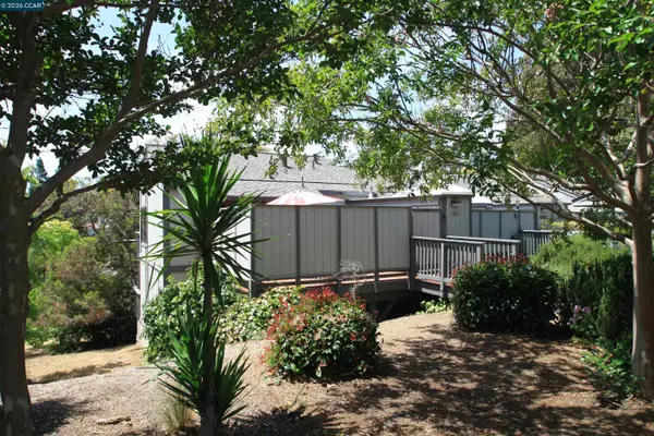 1506 Ashwood Dr, Martinez, CA 94553