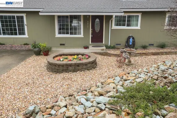3345 Oakwood Place, Redding, CA 96001