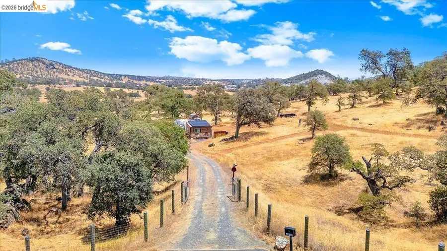 4841 Kendall Ct, Jamestown, CA 95327 - #2