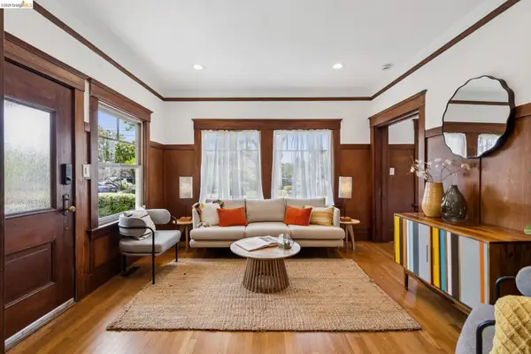 1701 Derby Street, Berkeley, CA 94703