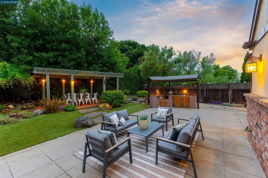 21 Oval Rd, Oakland, CA 94611 - #2