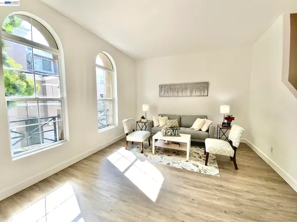 831 Heavenly Pl, Milpitas, CA 95035