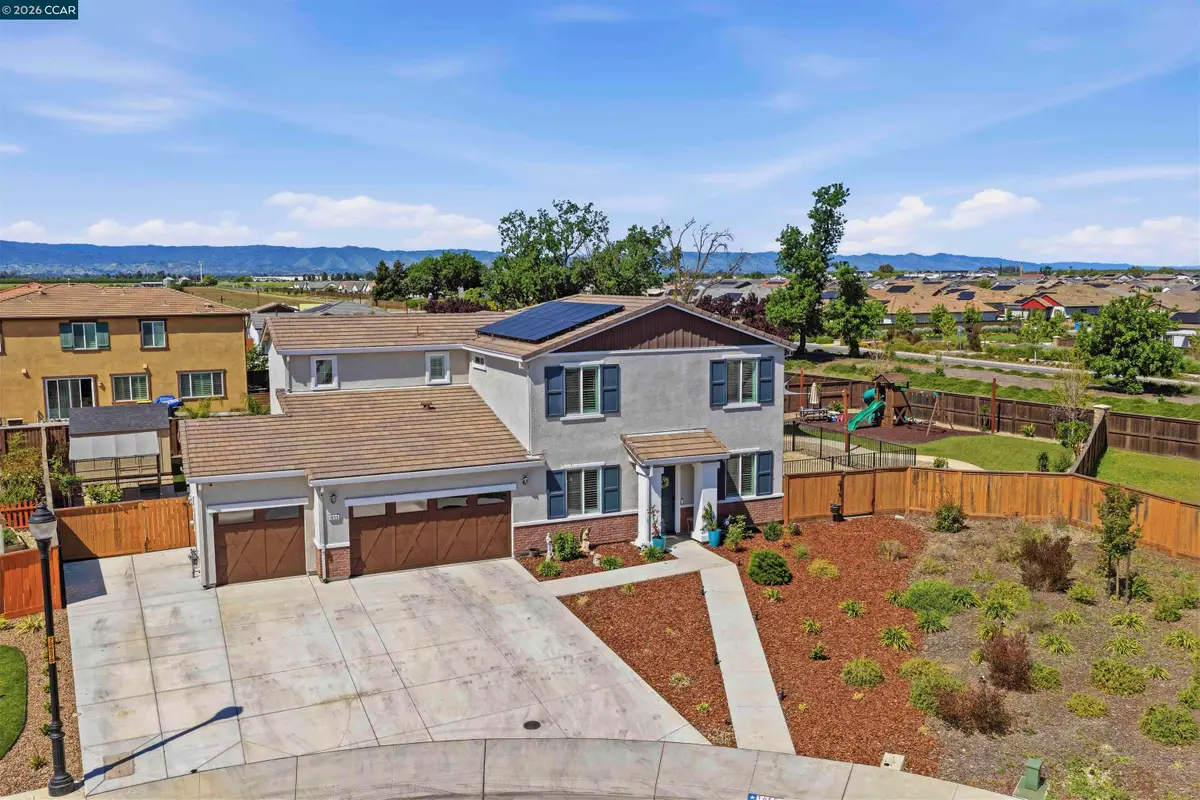 1655 Apricot Ct, Dixon, CA 95620 - #1