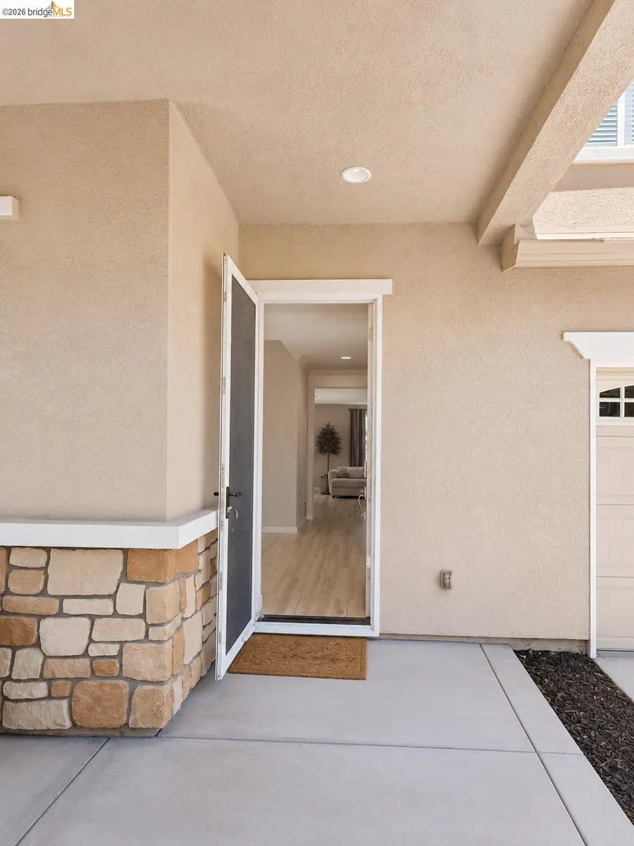 697 Landmark Pt, Lathrop, CA 95330 - #3
