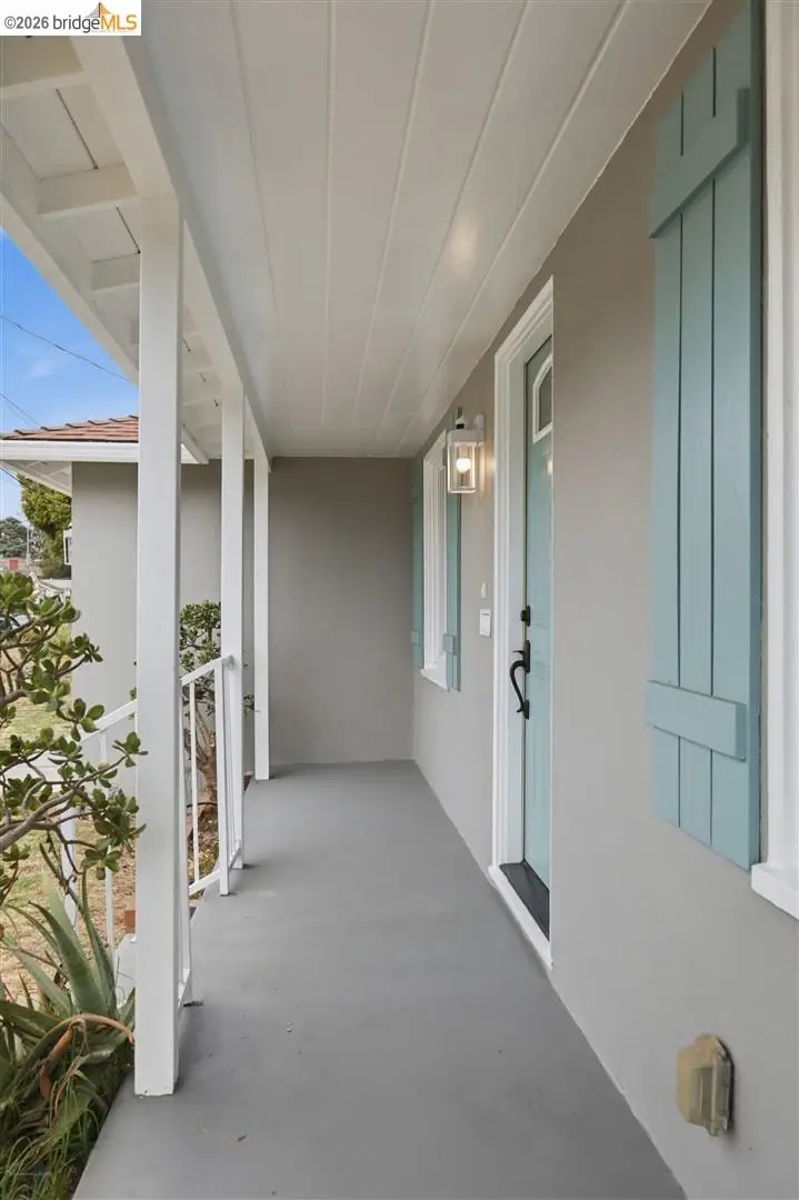 1427 Mariposa St, Richmond, CA 94804 - #3