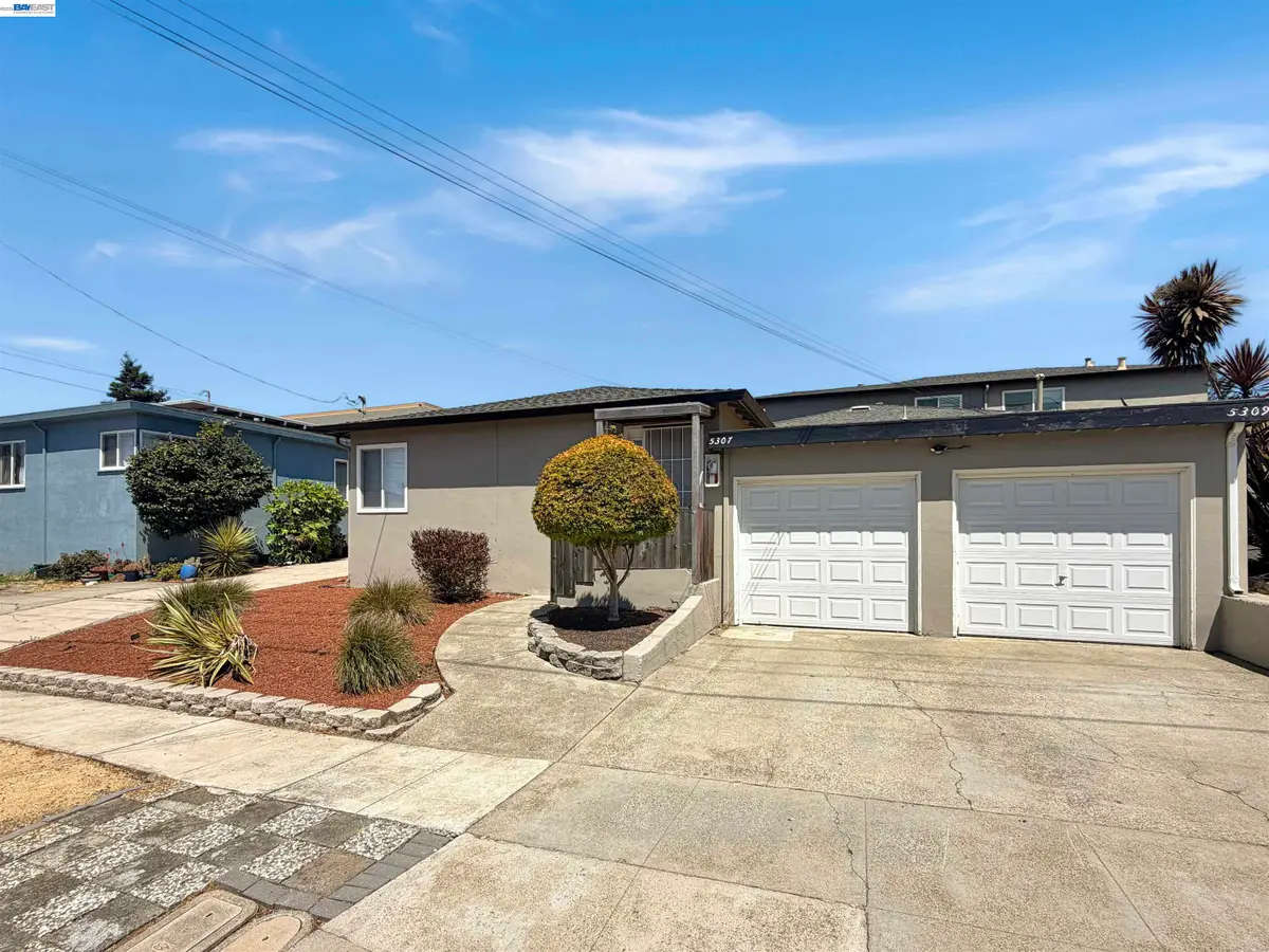 5307 Columbia Ave, Richmond, CA 94804 - #1