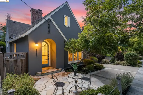 1265 Holman Rd, Oakland, CA 94610