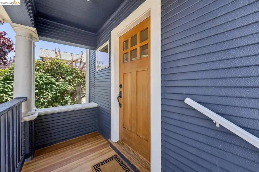 1075 53rd St, Oakland, CA 94608 - #3
