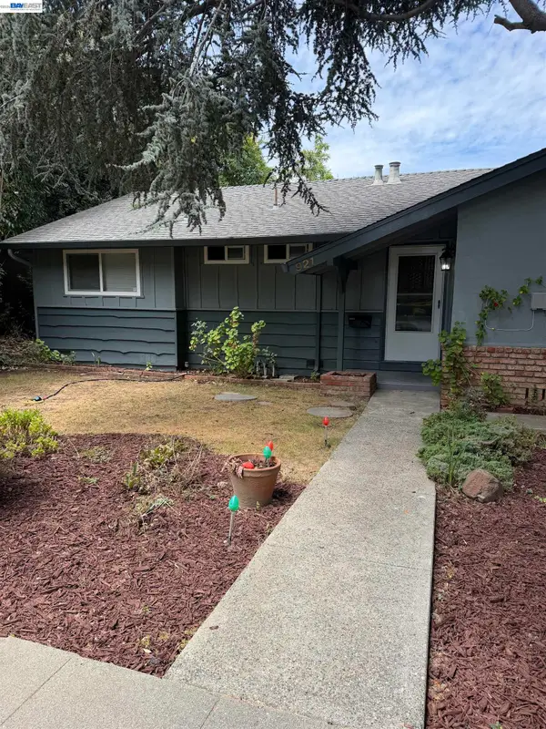 921 Rock Ave, Fremont, CA 94536