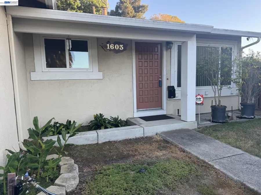 1603 Morgan St, Mountain View, CA 94043 - #3