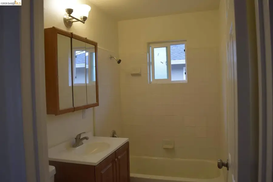 915 Sherman Oaks Dr, San Jose, CA 95128 - #3