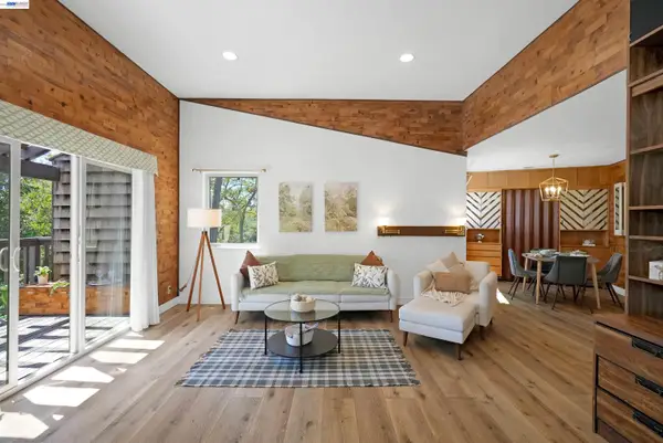 5370 Briar Ridge Drive, Castro Valley, CA 94552