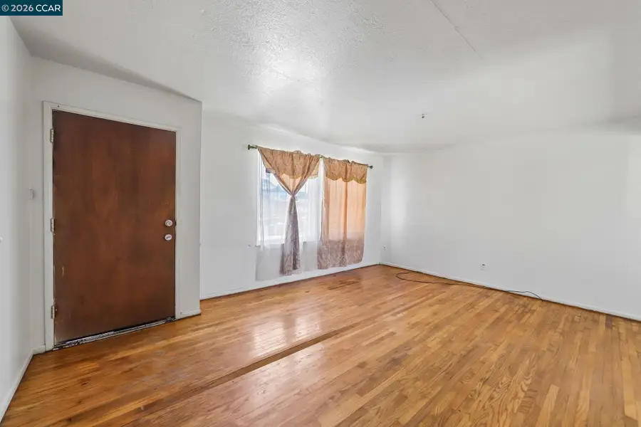 373 Sawyer St, Vallejo, CA 94589 - #3
