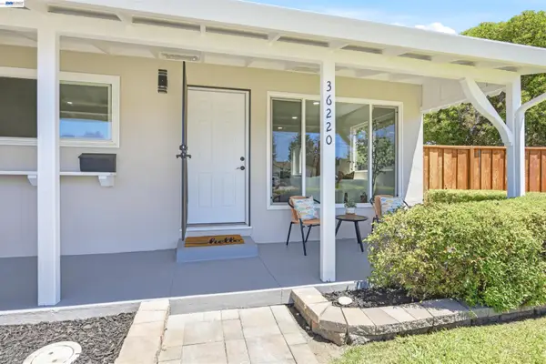 36220 Pizarro Dr, Fremont, CA 94536