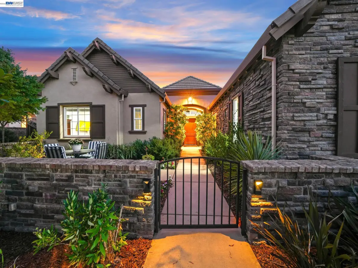 65 Stonebrae Rd, Hayward, CA 94542 - #1