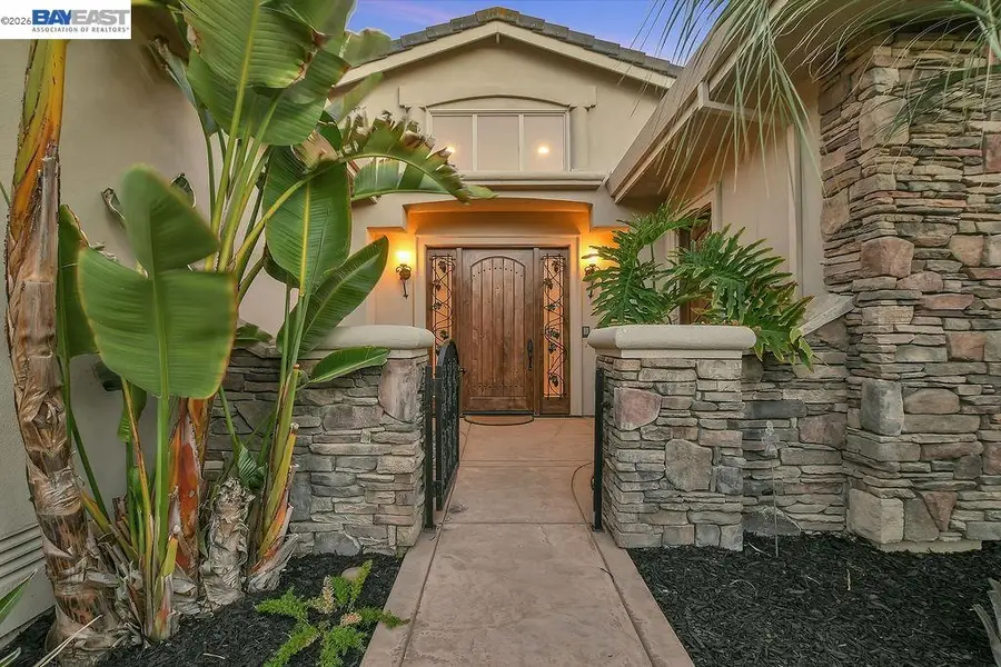5661 Oakmont Ct, Discovery Bay, CA 94505 - #2