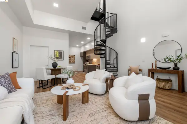 1545 32nd Street #101, Oakland, CA 94608