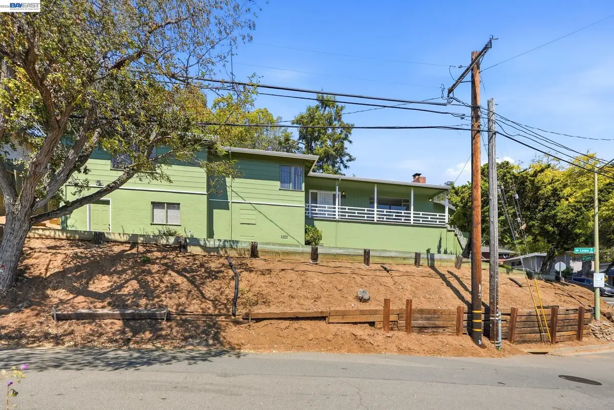 5760 Leona St, Oakland, CA 94605 - #1