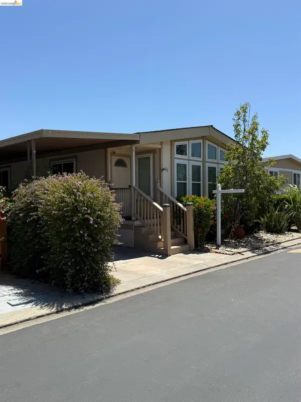 812 W Clover #37, Tracy, CA 95376