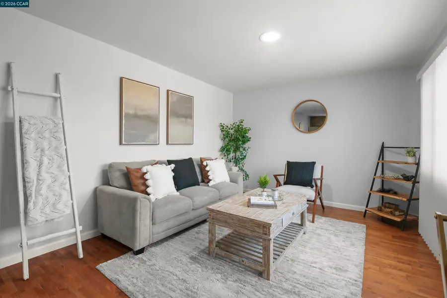 339 S 29th St, Richmond, CA 94804 - #2