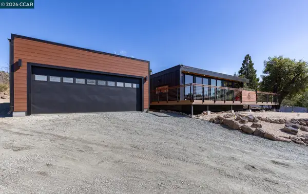 139 Oak St, Saint Helena, CA 94574