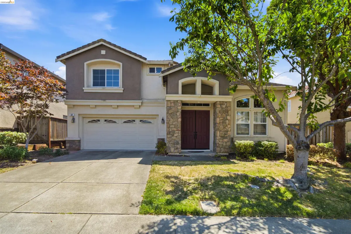327 Hawk Ridge Dr, Richmond, CA 94806 - #1