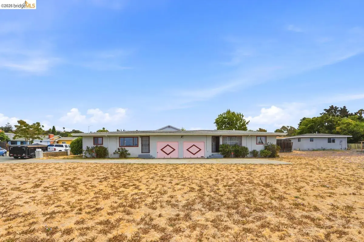 207 Holly St., Vallejo, CA 94589 - #1