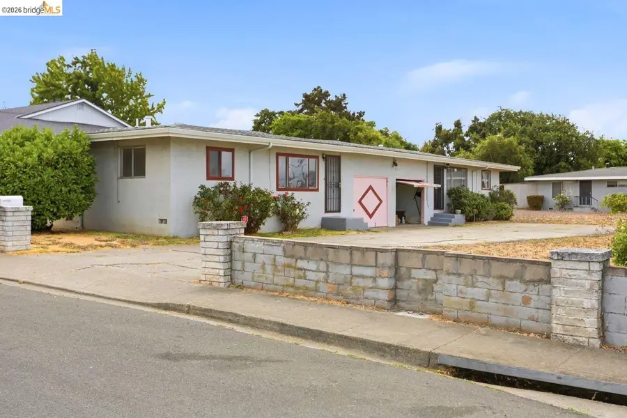 207 Holly St., Vallejo, CA 94589 - #2