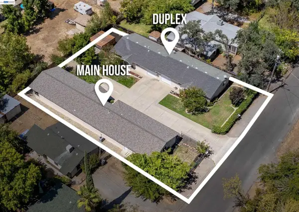2584 Reservoir Ln, Redding, CA 96002