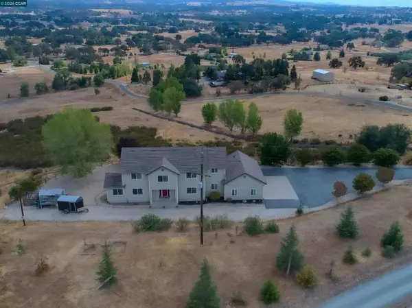 426 Sheris Place, Valley Springs, CA 95252
